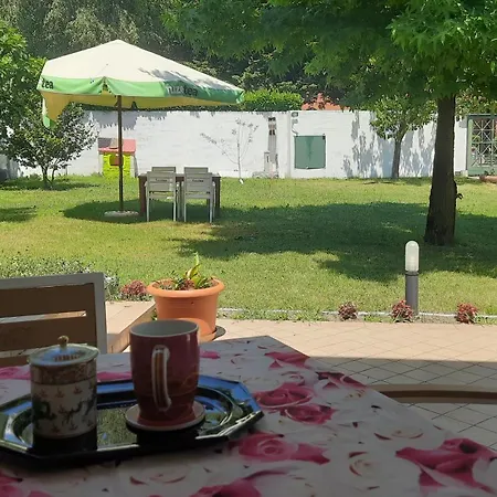 Sara - View, Garden & Private Parking Villa Lecco