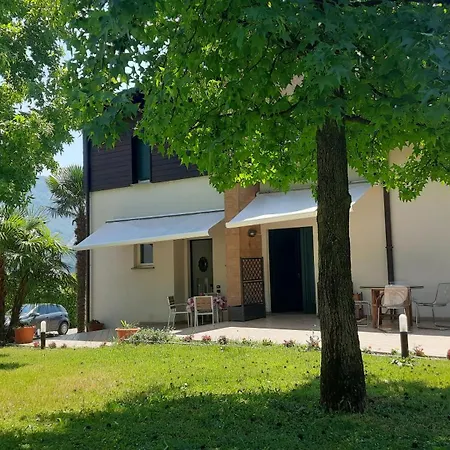 Sara - View, Garden & Private Parking * Lecco