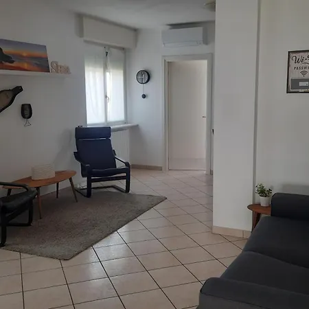 Sara - View, Garden & Private Parking Villa Lecco
