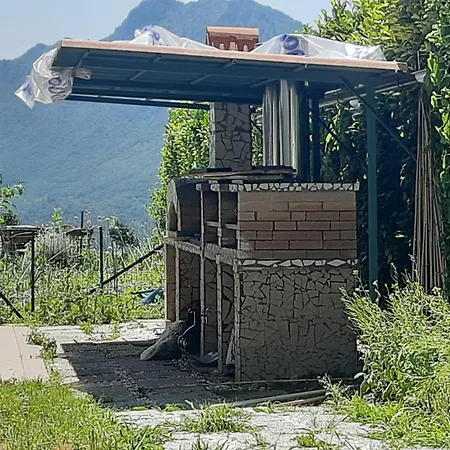 Villa Sara - View, Garden & Private Parking